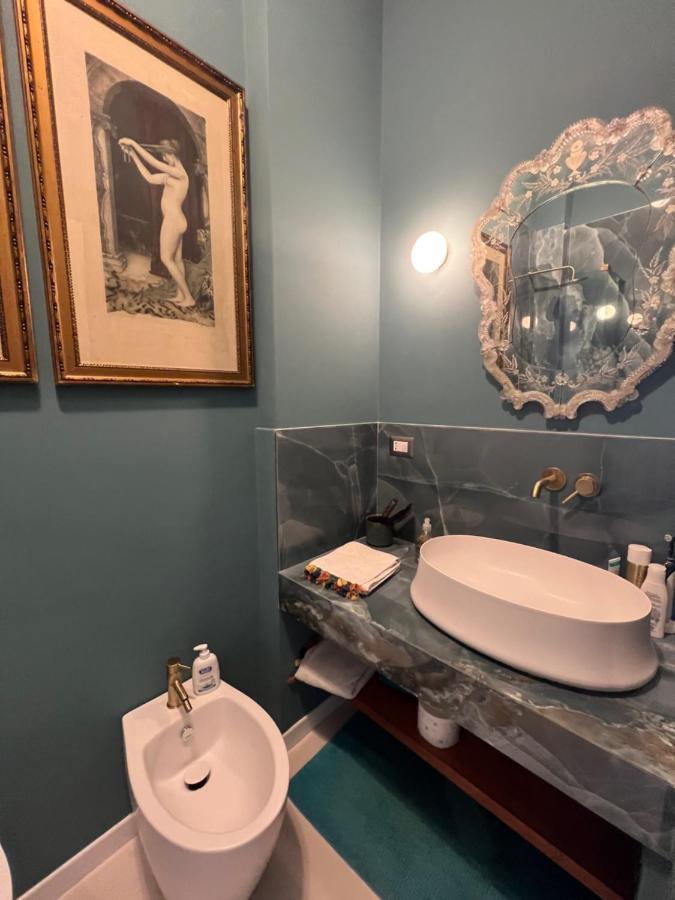 Appartement Luxuryflat 42 à Bari Extérieur photo