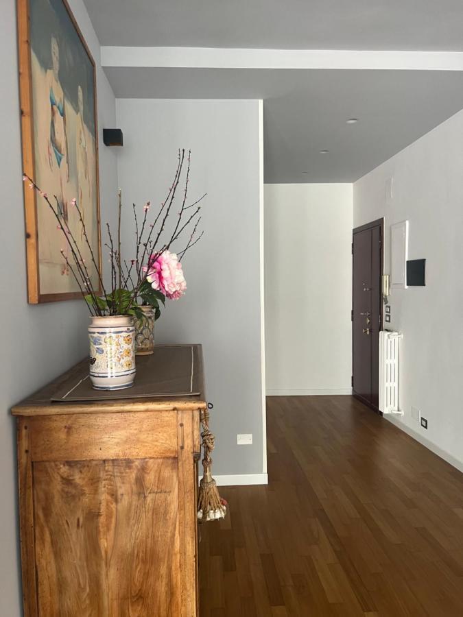 Appartement Luxuryflat 42 à Bari Extérieur photo
